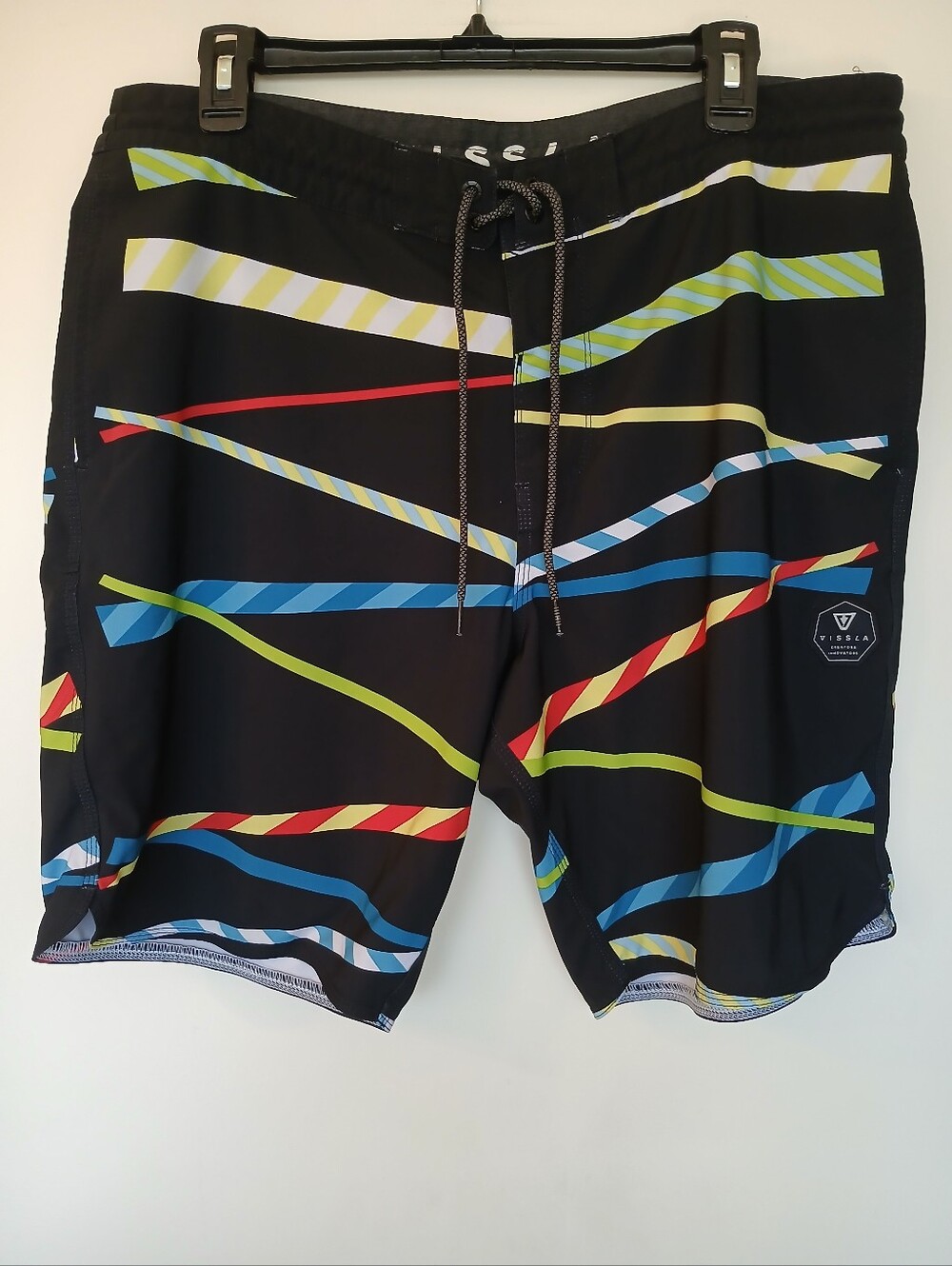 Vissla x Jason Woodside Boardshorts Size 36